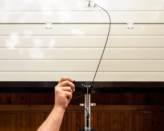 Garage Door Cable Repair (1)